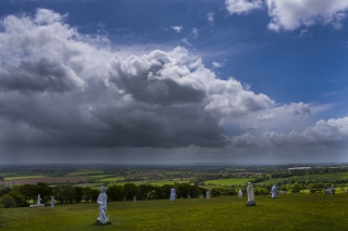 statues vallee saints bretagne carnoet